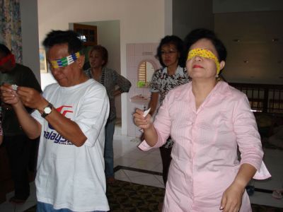 Adel dan Owa jangan ngintip awak...
