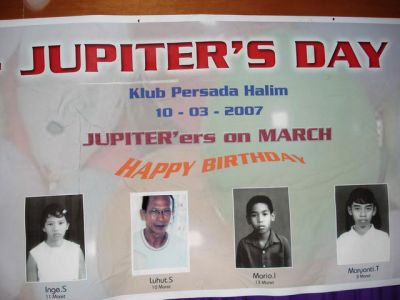Jupiter's day... ULTAH member Jupiter di bulan Maret

