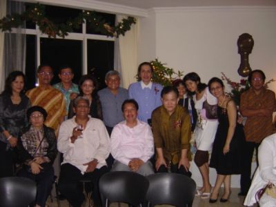 Djarot yg ngambek foto ini.
