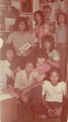 Kru Blue Sky
Foto bersama di dalam "Studio"
