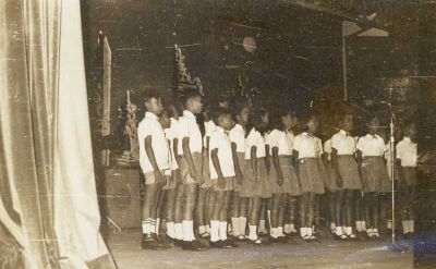 Koor anak SD YPNP Kls ?
