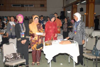 Dari Ki :Ninin & Titin
