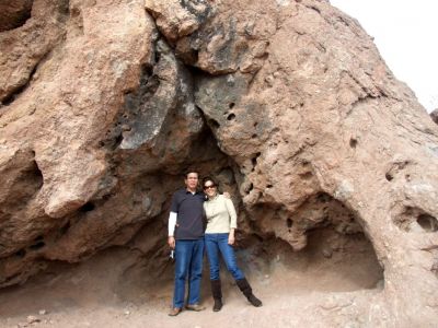 KAKAKNYO SAMO ADEKNYO....
