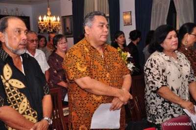 Kebaktian Paskah exPlaju 250409
