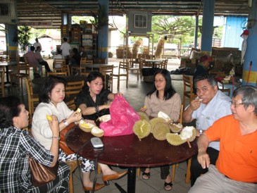 Megaloma Pesta Durian di Johor Malaysia
