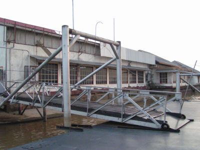 Dermaga di belakang Gedung Ogan / Bioskop
