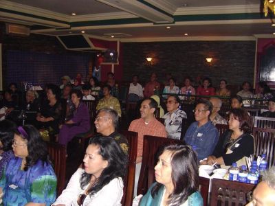 Sebagian tamu2 yang hadir
Keywords: keluarga