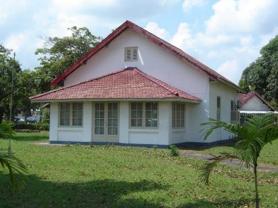 Rumah Plaju no. 71 ( Jl. Beringin )
Bekas rumah kel. JAC Vink
