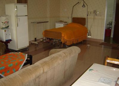 RS Plaju - Mei 2008
Kamar VIP pasien
Keywords: keluarga