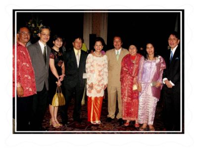 Resepsi Putranya Nitta
