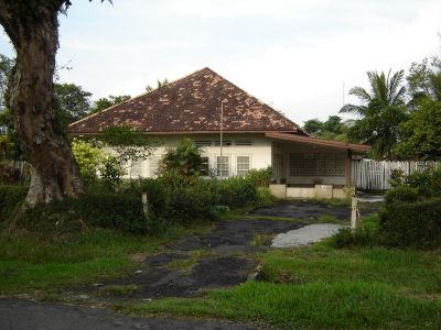 Bekas Rumah kel. Gondo & kel. Pitono
Jl. Telaga 171 Lapangan Segitiga Plaju
Keywords: keluarga