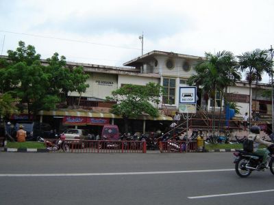 Pasar Cinde Palembang - Kini
Keywords: keluarga