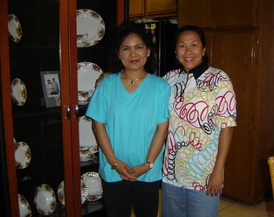 Di rumah Sylvia di CA - Agt 2006
Gina, Noni
Keywords: keluarga