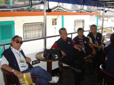 Musi cruise
ki-ka : Raya, Sinang, Pungky, Agus
