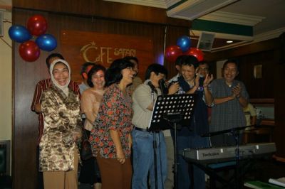 Kami alumni class koperasi cipo darat he..he..he..
