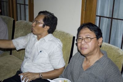 Mas Bambang ini suami Dina Soetiyoso
