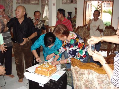 Selamat Ulang Tahun Deborah (Owa)...
