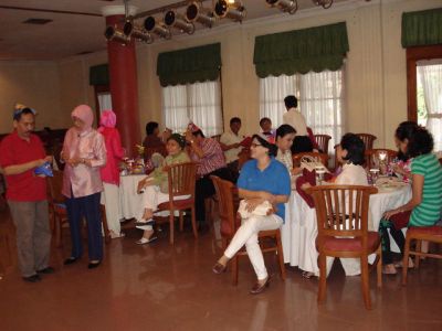 Nunggu acaro dimulai...
