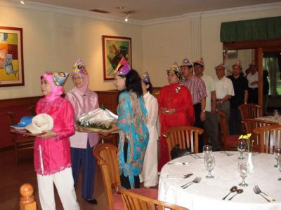 Acaro dimulai, acaro pertamo prosesi yang baru gabung Jupiter
