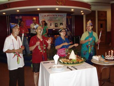 Nyanyi... Happy birthday
