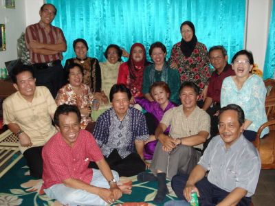 Malam lagi, Martianus, Nazarwin samo Luminggas ikut gabung.
