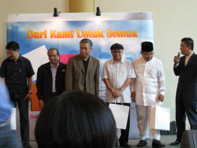 Tamu undangan khusus, dpt souvenir.
