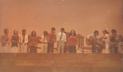 Group FS AsBun lagi pentas di Ogan (1975)
