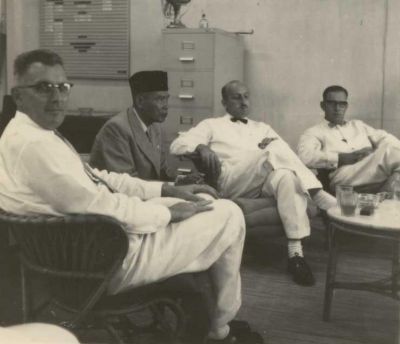 Ultah Dinas Bp. Abd. Muin - Maret 1958
