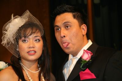 MASIH DI DALAM GEREJA
NAAAAAH!!! ANAK SIAPA YAAAA????
SERUPA TAPIIIIII.....TAK SAMAAAA....
