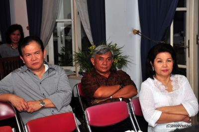 Kebaktian Paskah exPlaju 250409
