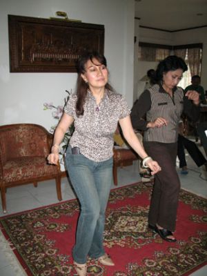 Hoiii adek2 Jupiter... goyang Inul tu mak iniiiiiiiii......tau daaaakkk!!!!
