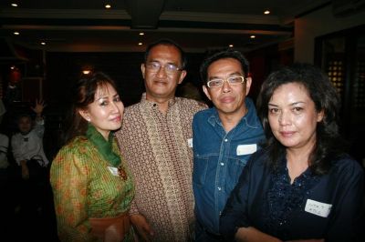 Ki-ka : Yattie, Rasyid, Robby, Nita
Keywords: keluarga