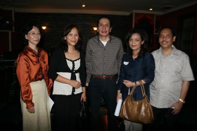 Ki-ka : Cherry, Inneke, Ronald, Nita, Mario
Keywords: keluarga