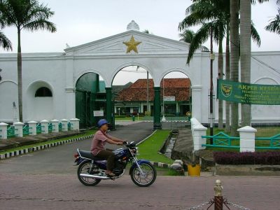 Benteng Besak Palembang - Kini
Keywords: keluarga