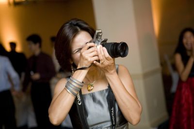 Juni Sumolang the pro photographer
