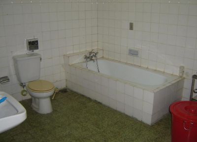 RS Plaju - Mei 2008
Kamar mandi Ruang VIP
Keywords: keluarga